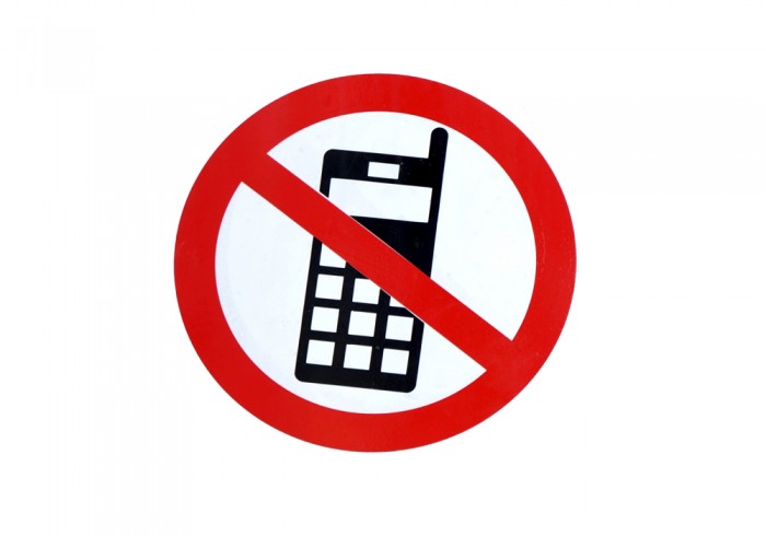 No mobile phone sign