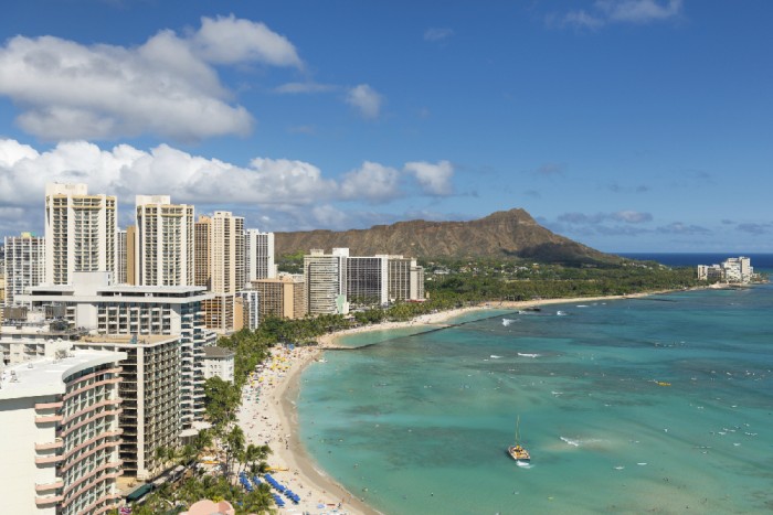 ハワイに行きませんか?