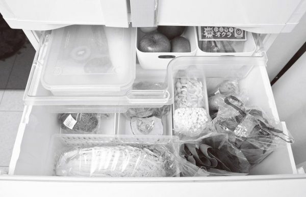 冷凍庫も立てて収納 プロの 整理整頓テク で食材ロスを減らす Ananニュース マガジンハウス
