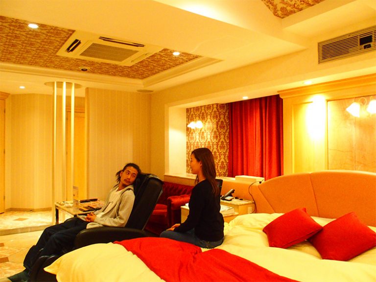 10日間ラブホ生活 In大阪 旅館みたいな露天風呂もあってサービス満点 Anew マガジンハウス