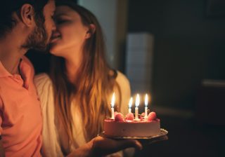 もっと愛したい…男が喜ぶ「誕生日のお泊りデート」テク　 #15