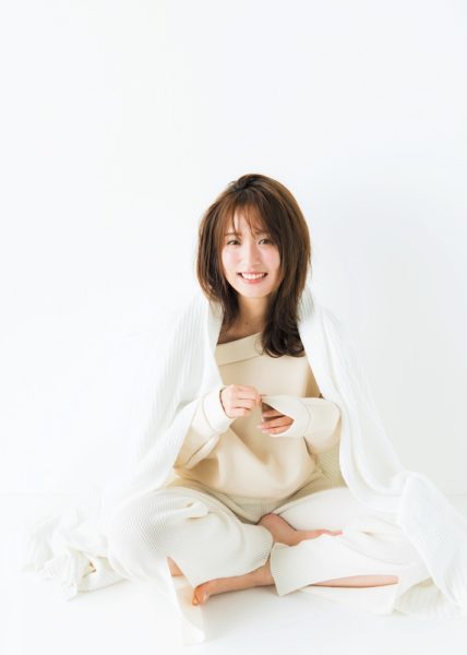 乃木坂46・衛藤美彩が使う、冷え症ならではの“温活” アイテムは？ | ビューティー、ファッション、エンタメ、占い…最新情報を毎日更新 |  ananweb