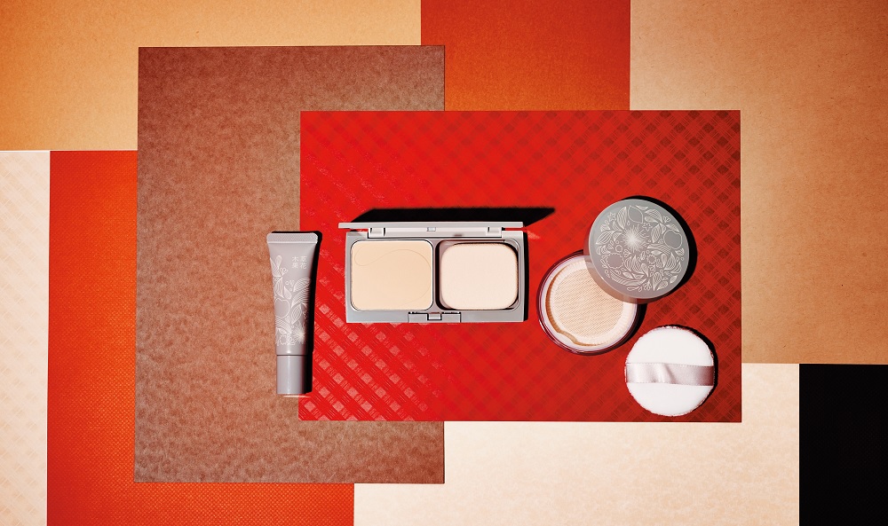 天然由来成分80 以上 自然な血色美肌になれる ベースメイクライン 登場 Ananニュース マガジンハウス