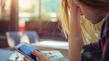 不倫男にフラれた…ヒドすぎる既婚男性からのお別れLINE3連発  …