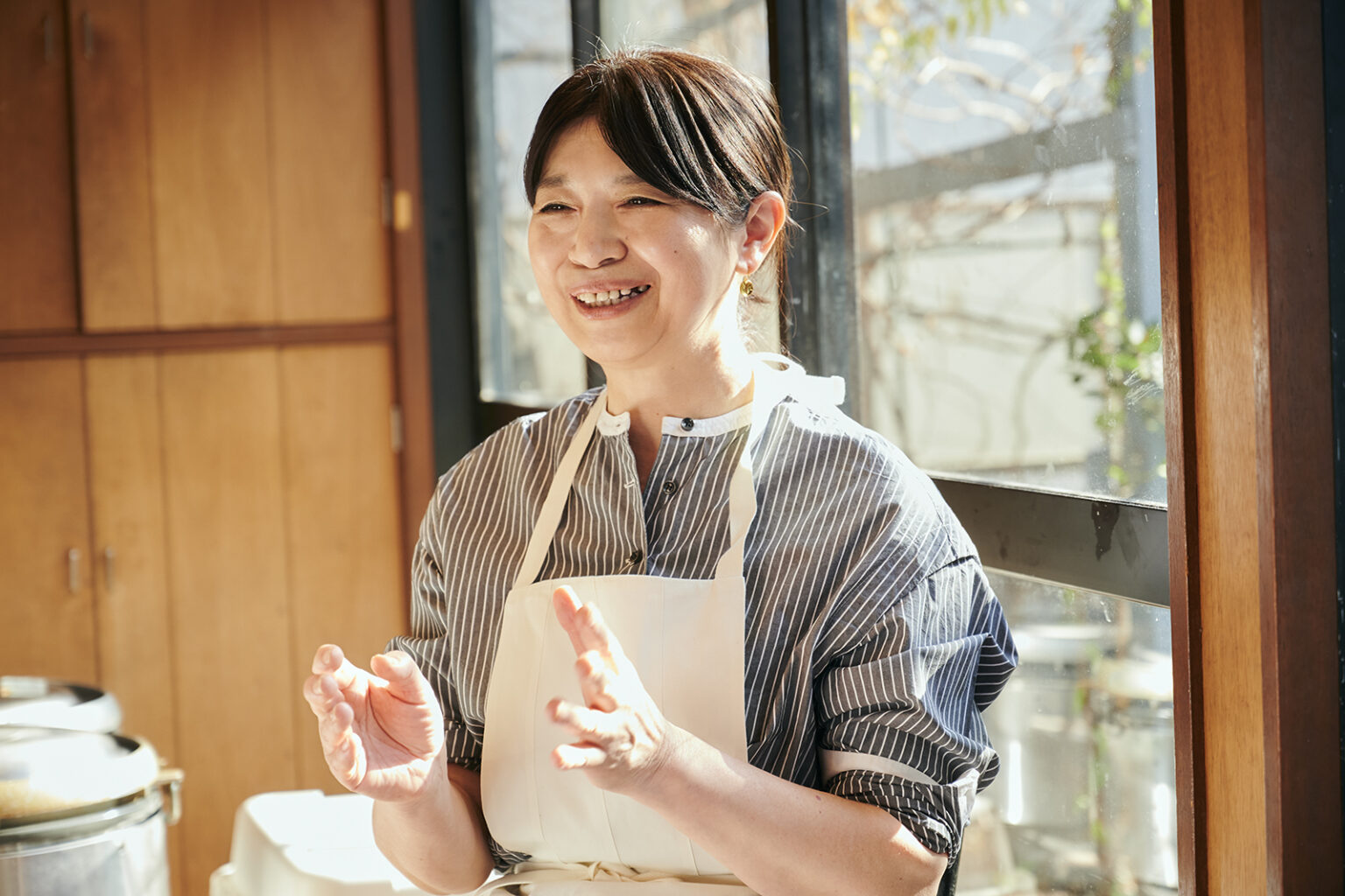 「chioben」山本千織さんの、ポジティブに美味しいものを美味しく味わう生活。 – 写真・大内香織 取材、文・古屋美枝 PR・明治 ...