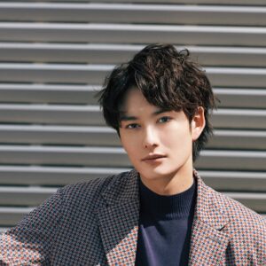 岡田将生「30代の今こそ“そっちの世界に”」『物語なき、この世界。』で新境地に