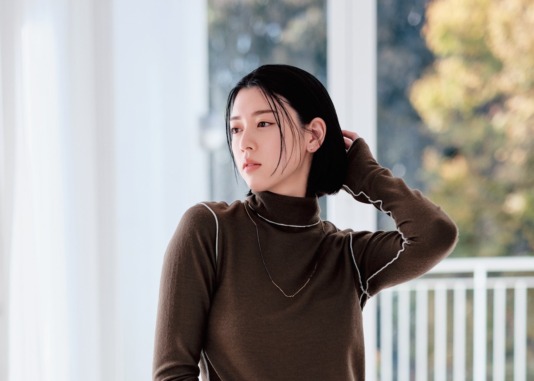 三吉彩花「朝9時からジムに行くほどのトレーニング好き」 セルフトレを