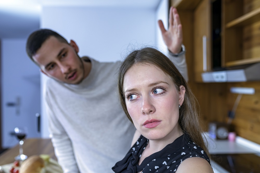 離婚 結婚してはいけない 男性 ダメ 夫 特徴 バツ 経験 体験 エピ