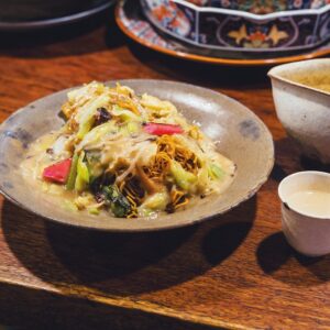 宇賀なつみ「いいつまみになる」 長崎出身の店主が作る、パリパリ食感の皿うどんを絶賛！