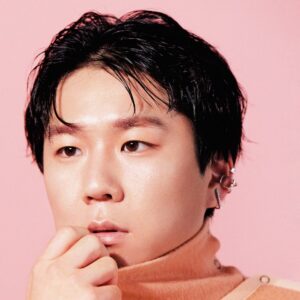 ハナコ・秋山、透けツヤメイクに「見たことないおしゃれすぎる自分がいて驚いています」