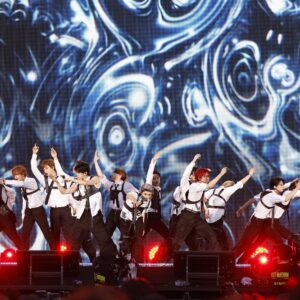 NCTが総勢19名で初スタジアムツアー完走。花火を打ち上げ圧巻のパフォーマンスも！