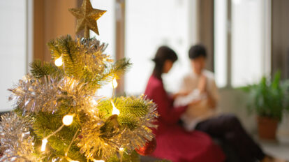 クリスマスまでに彼氏が欲しい…！ 愛され女子に聞いた「彼氏を作る方法」3選