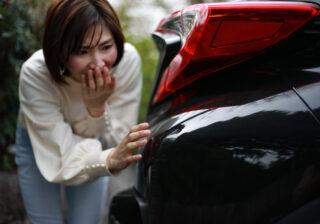 頻繁にいたずらされて困っています！ 女性約200人調査「車のトラブル」エピソード