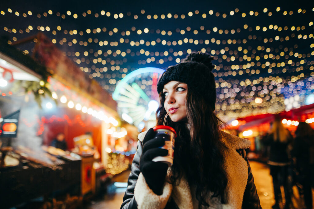 Portrait,Of,A,Cute,Lady,In,A,Hat,And,Warm