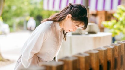 神社・仏閣へ足を運ぶ