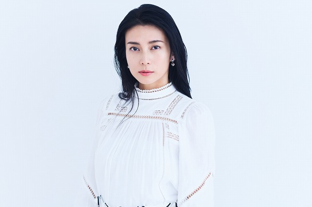 柴咲コウさんが提案する 上質さ と 環境保護 に取り組んだ素敵な洋服をご紹介 文 Mihoko Eco Anan Beauty