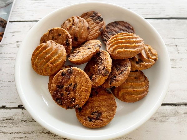 【ローソン】小麦ブランのチョコチップクッキー