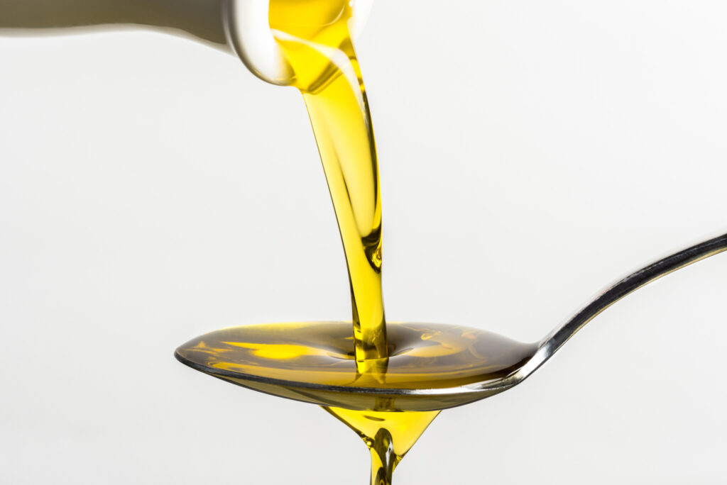 体に“良い油”と“悪い油”の違い知ってる？ 管理栄養士が教える「良質な油の摂り方」