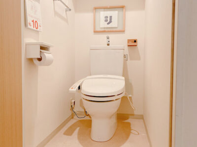 狭いスペースをどう活かす？ 整理収納アドバイザーが教える「すっきりしたトイレを保つコツ」