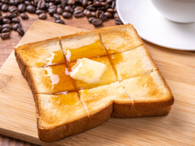 朝食 朝ごはん パン 納豆 トースト 人気