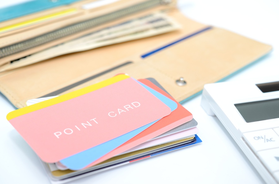 4：紙やプラスティック製のポイントカード
