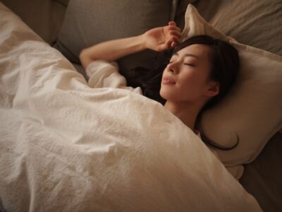 髪を傷める睡眠習慣とは？